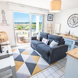 https://appart-cosy-et-balcon-face-a-locean-par-groom.inbrittany.com