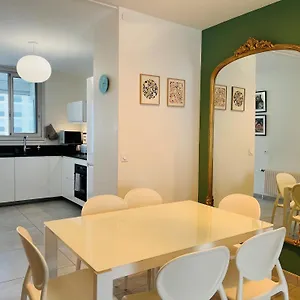  Appartement Agreable Quartier De Avec Parking